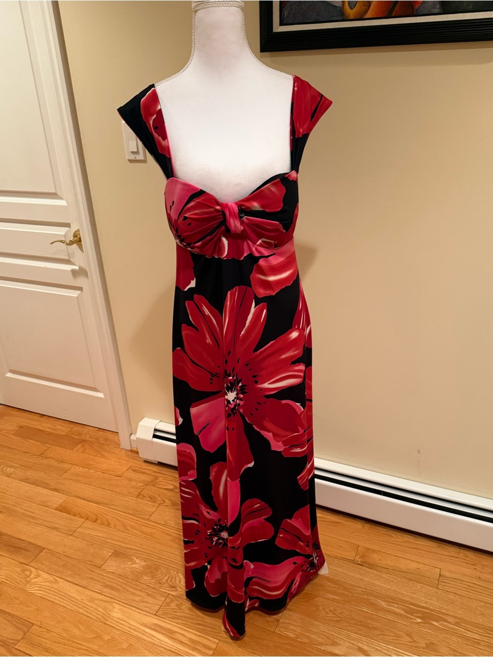 Maggy London Floral Maxi Dress in Black and Red, really cute for summer